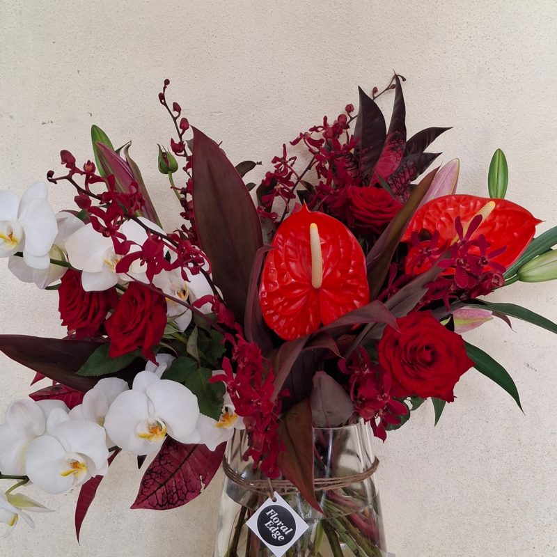 Florist choice - deluxe vase arrangement