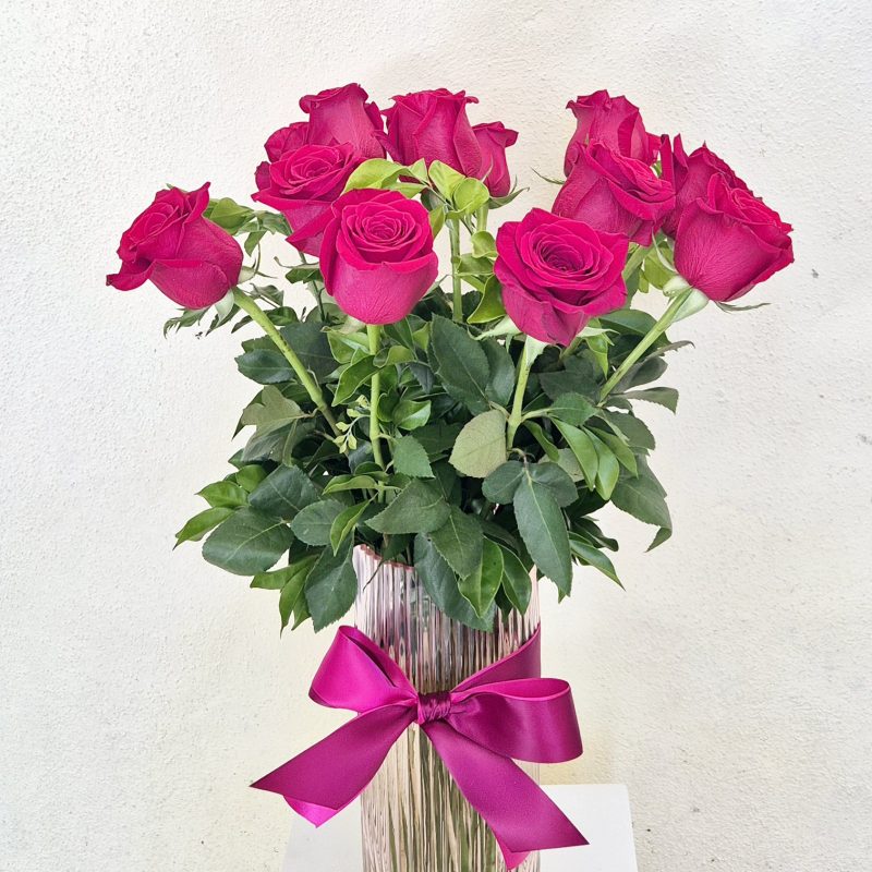 12 Red Premium Roses in a glass vase